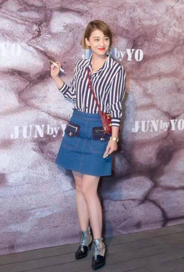 48岁梅婷终于剪对波波头发型比28岁时更嫩穿搭时髦像换了个人