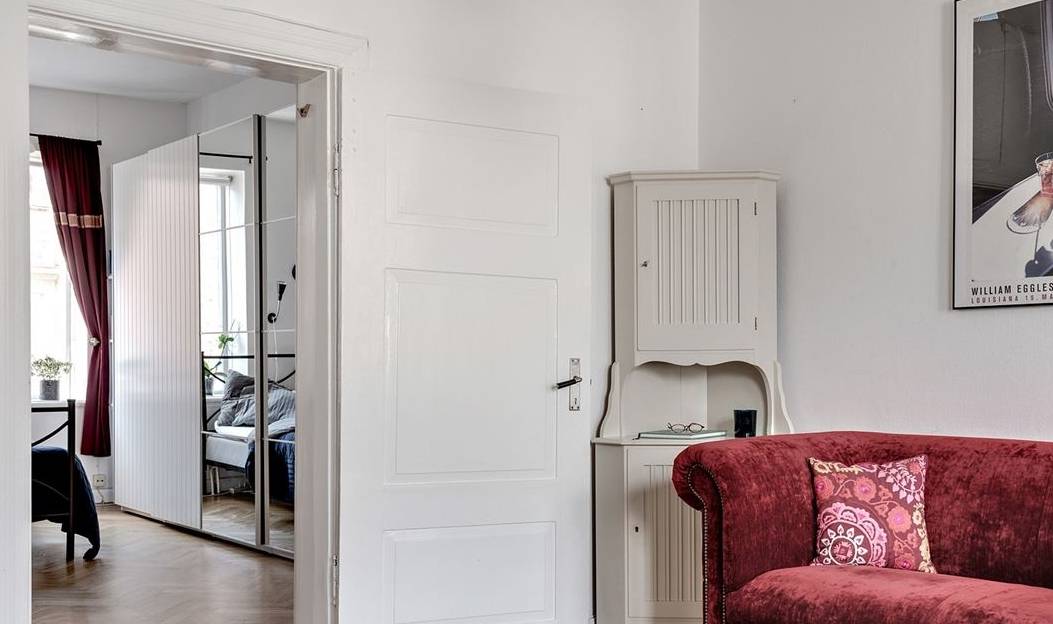 原创晒晒女强人51平小户型房毕业三年内自己独立买房买奔驰