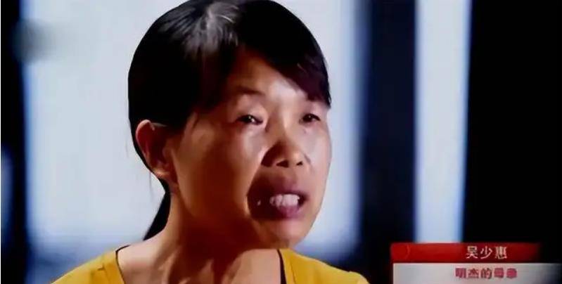 2018年,美国妈妈来中国参加女儿婚礼,亲家见面却因婚俗尴尬_吴明杰