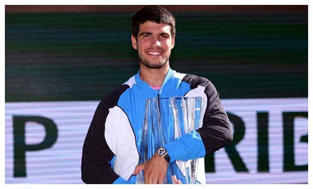 原创阿尔卡拉斯卫冕成功教练费雷罗备受推崇被誉为第二父