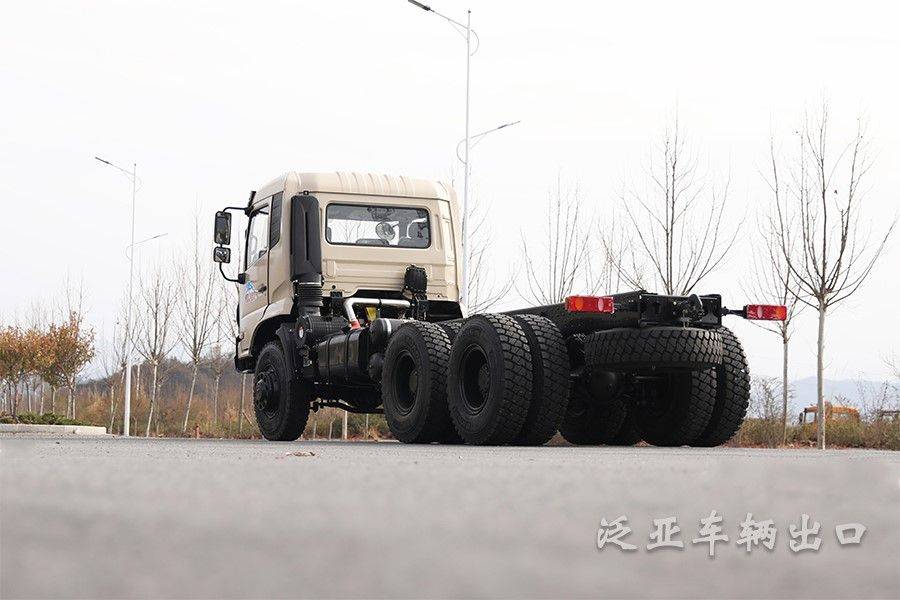 东风六驱6x6后八轮越野专用车底盘_搜狐汽车_搜狐网