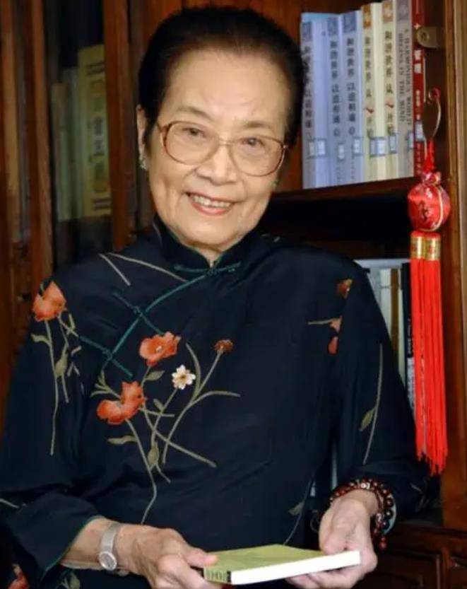 原创奇女子叶曼精通儒道佛准确预言当今中国崛起享年103岁