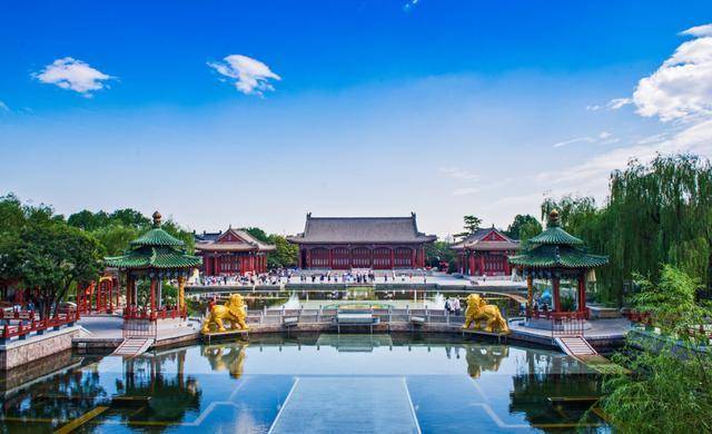 为你提供西安骊山景点攻略骊山三日游定制费用只要700块