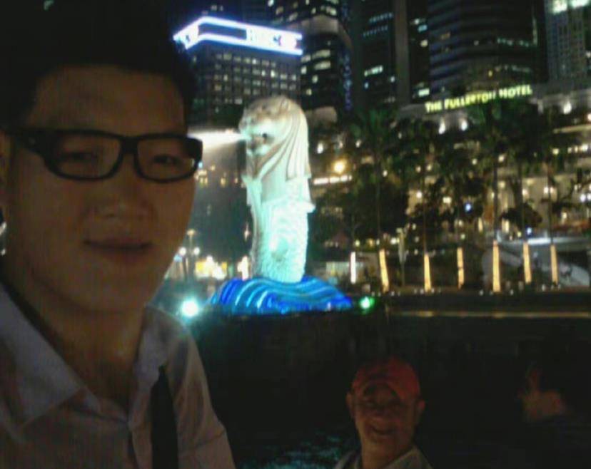 原创亚洲第一巨人张欢身高238米19岁退役曾与女星网红传绯闻