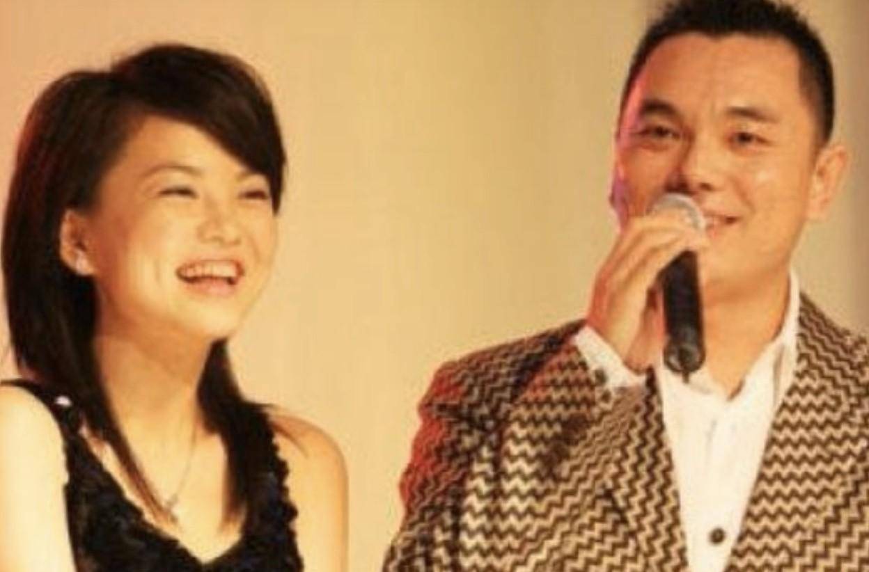 李湘在北京成立了快乐星文化传媒公司,一人身兼老板,制作人和主持人