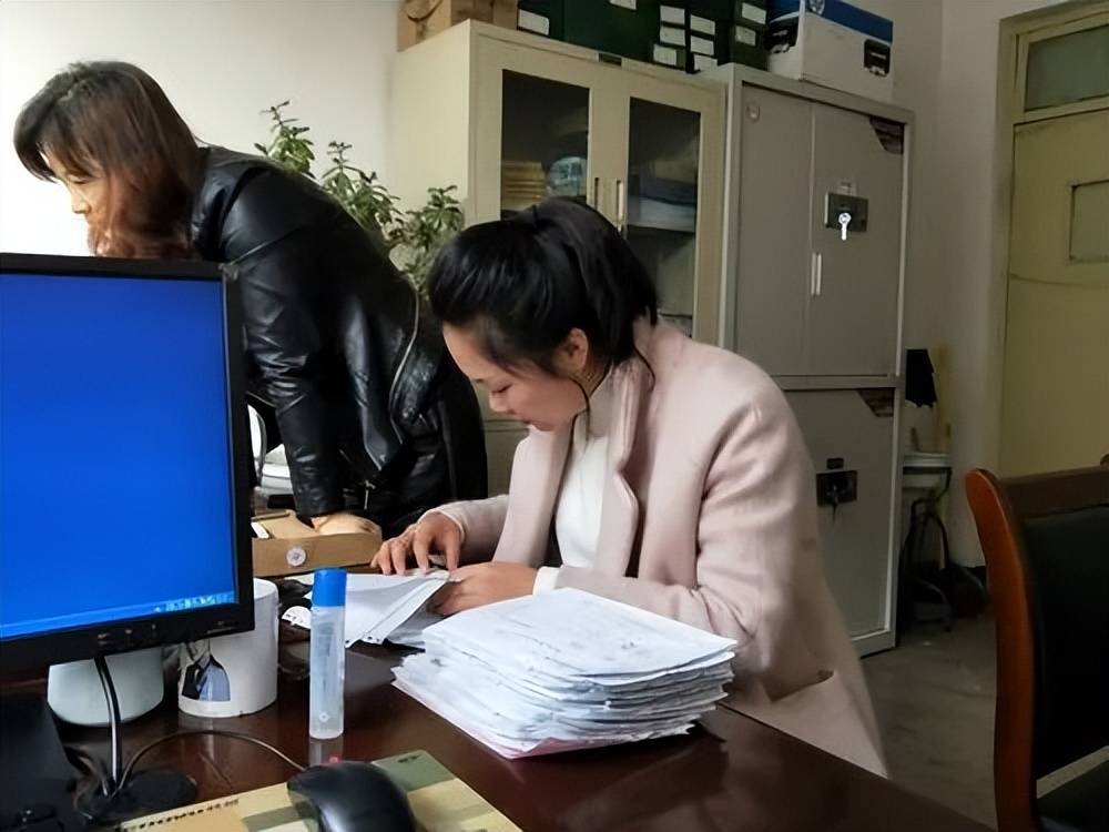 原创男大学生理想女友职业排名会计不受待见榜首才是香饽饽