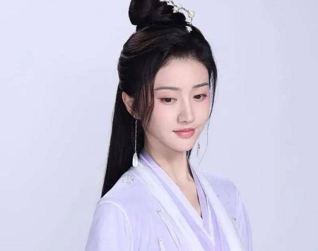 原创原创沉香如屑景甜定妆照被删看到后补人选网友欢呼众望所归