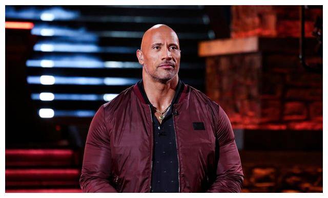 巨石强森演讲遭争议撕裂言论引热议他做出回应