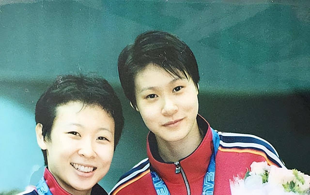 那个时候,后来同样扬名天下的朱婷刚刚入队不久.