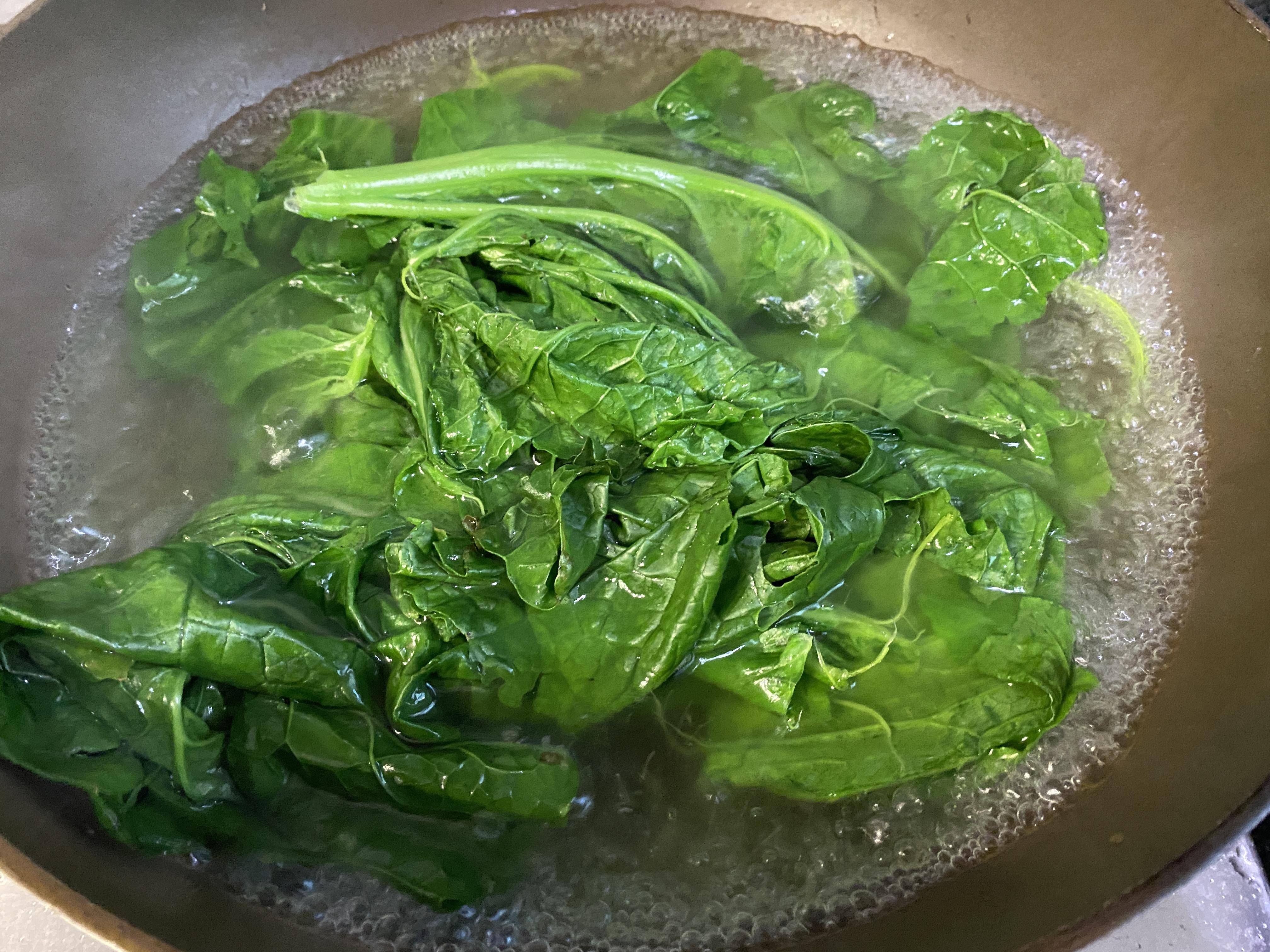 春天遇见这3种绿叶菜敞开吃都是养肝高手营养高又鲜美