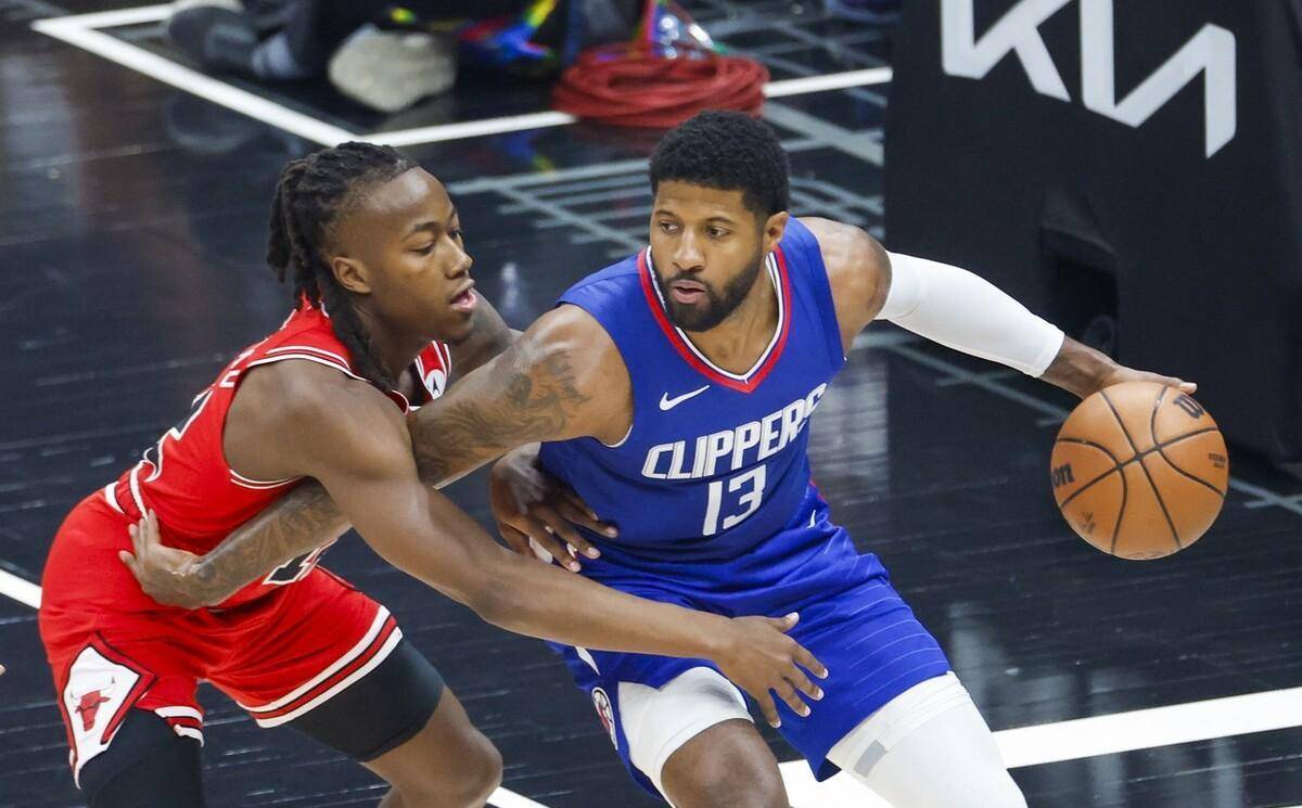原创76人在nba自由市场看上了快船的9届全明星球员组费城新三巨头