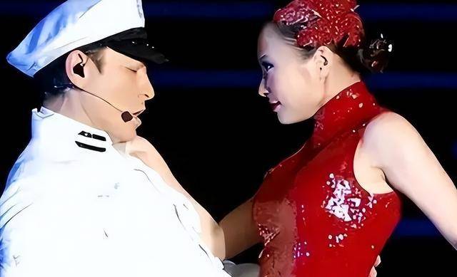 原创遮羞布彻底盖不住了刘德华赖文慧关系曝光除了结婚证啥都给了