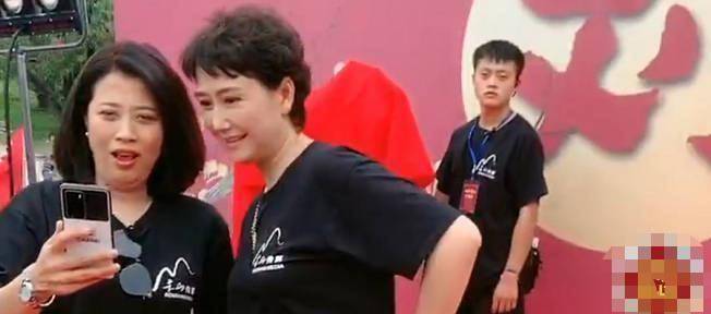 刘老根4》开机仪式上,郭铁城仍不见踪影,说明《刘老根4》二奎的扮演者
