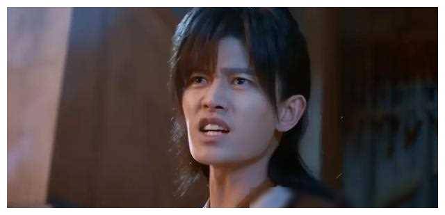 原创烈焰翻车大揭秘任嘉伦扮嫩马苏发型蒋欣黑化