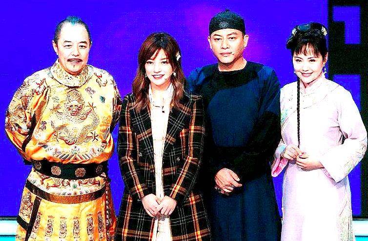 原创高尚君还珠格格柳青的扮演者陆诗雨执导电影狐女