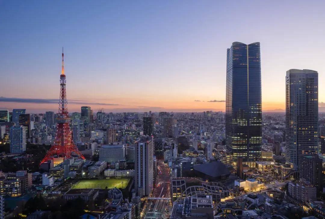 此前,日本最高建筑阿倍野海阔天空大厦(abeno harukas )高300米,同样