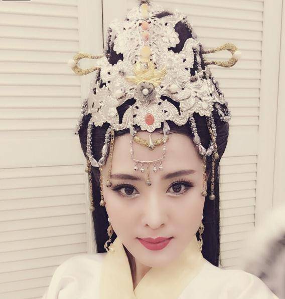 原创刘老根3龙泉沟三美王秘超a小琴可心与剧中反差好大