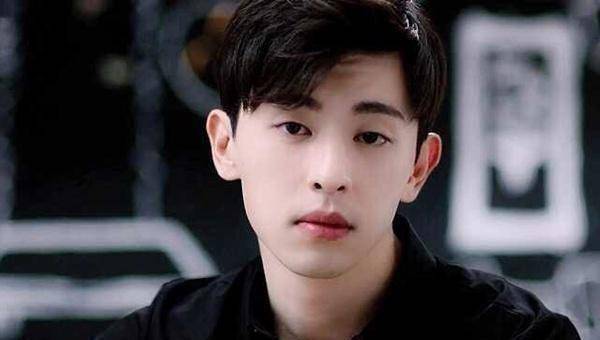 《大逃脱》不仅在韩国非常火爆,在中国也是非常受人喜欢,豆瓣上关于