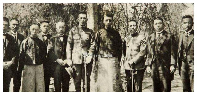 原创溥仪当年的保镖霍殿阁后来怎么样了答案你万万想不到