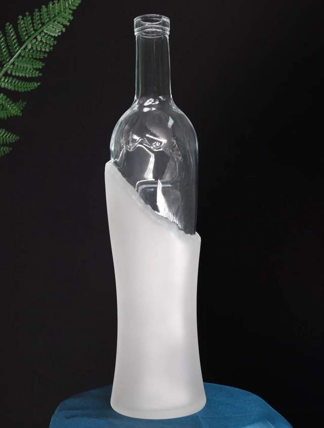 如薄雾笼罩下的玉砂玻璃效果别有一番景色