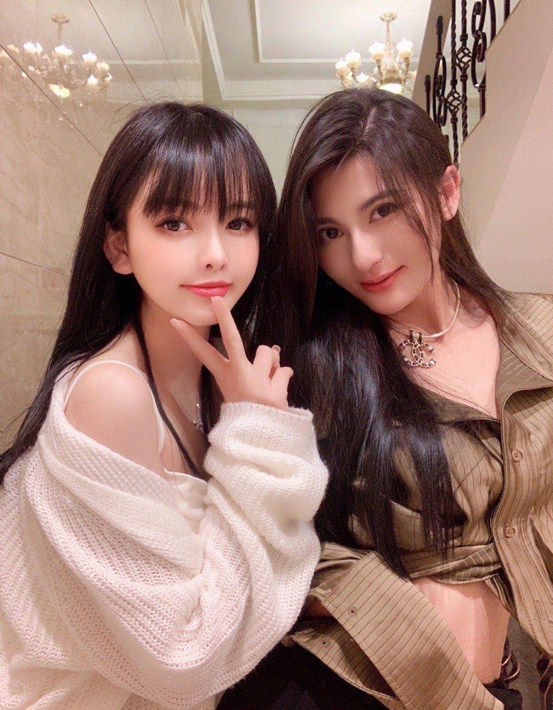 原创白色系的穿搭路人也能变女生小姐姐看起来可爱又迷人