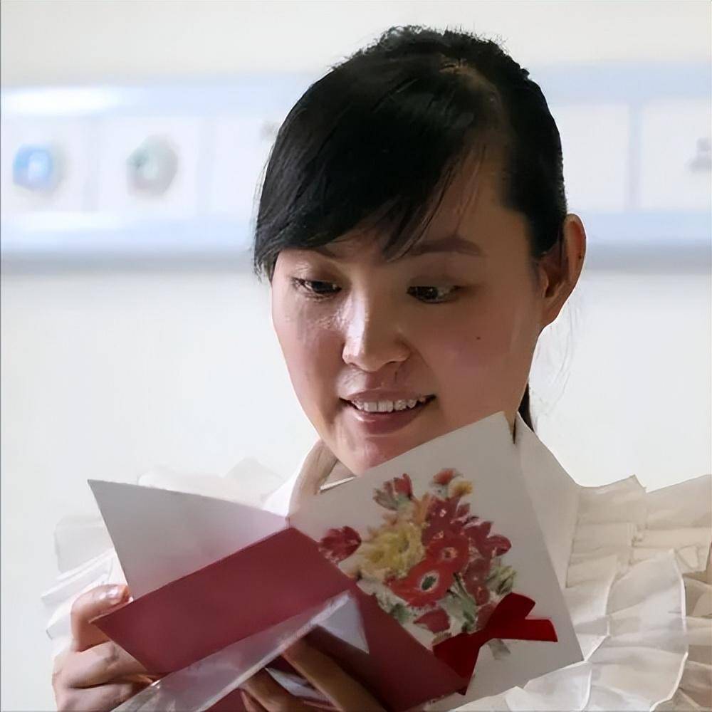 张丽莉:为救学生她双腿被截肢,获捐款1500万的她,12年后怎样了