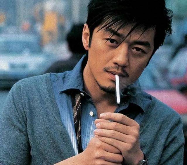 谁也想不到内娱最后的遮羞布竟然是53岁的李亚鹏扯掉