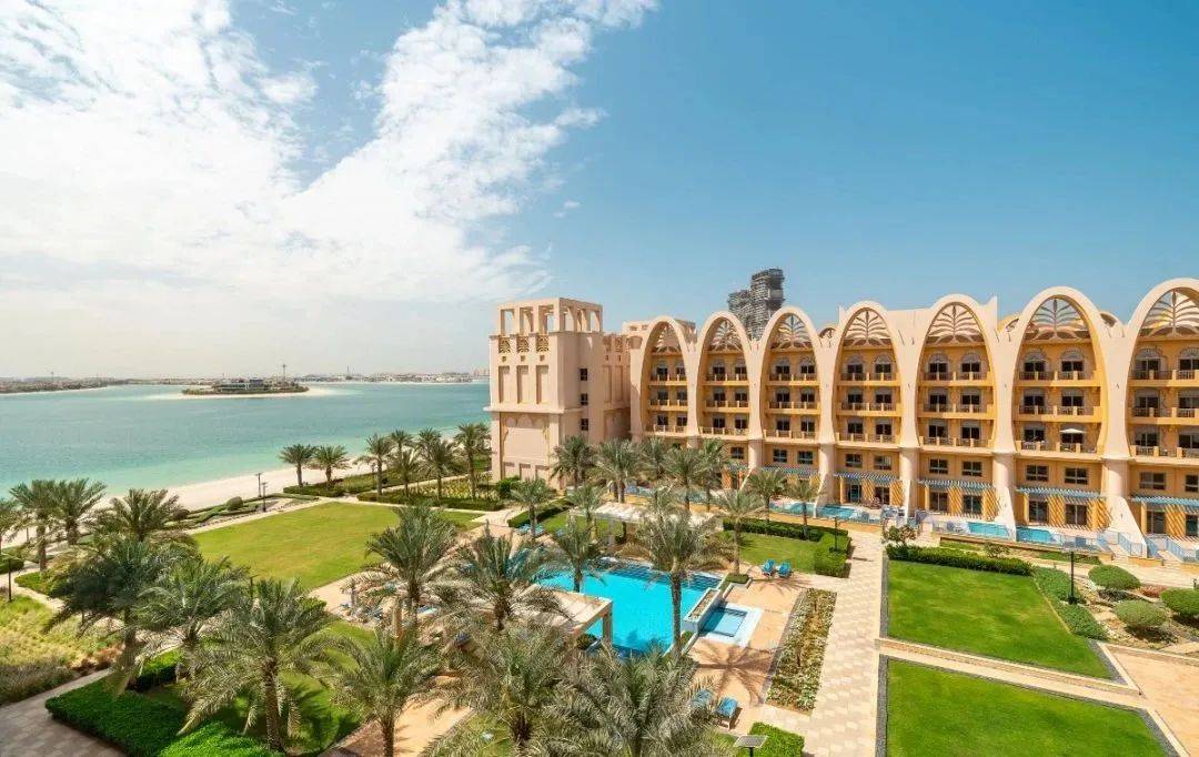 与阳光大海约会悦享惬意生活三亚和泓海棠府