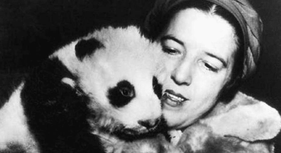 历史上第一个将大熊猫偷渡出境的美国女人,她最后结局怎样_露丝·哈克