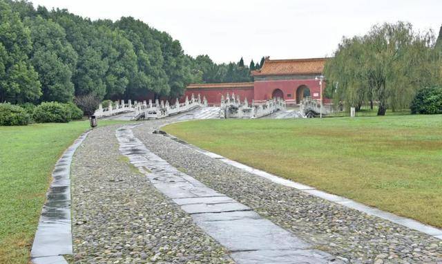 原创在这座不起眼的小城里为什么会有一座世界遗产帝王陵