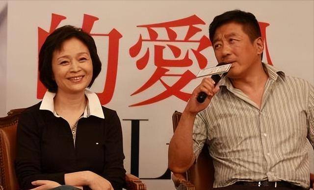 丁勇岱:与妻子结婚38年零绯闻,儿子有才是导演,但却是他的心病_赵雪