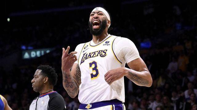 23 19,湖人终极赢球答案找到,他的重要性已经超越詹姆斯_戴维斯_比赛