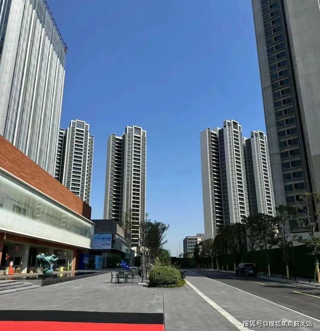 时代天逸售楼处电话4009908525转880