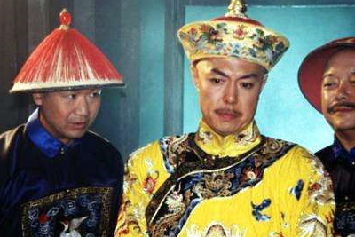 原创牛顿推导运动学三定律的时候康熙乾隆们正在做这件缺德事