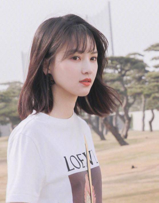 黄灿灿,饰演大美女沉鱼,戏内受多数男人青睐,为女主荣乐办事.