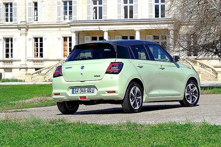 第4代铃木swift海外发布,据说海外销量火爆_搜狐汽车_搜狐网