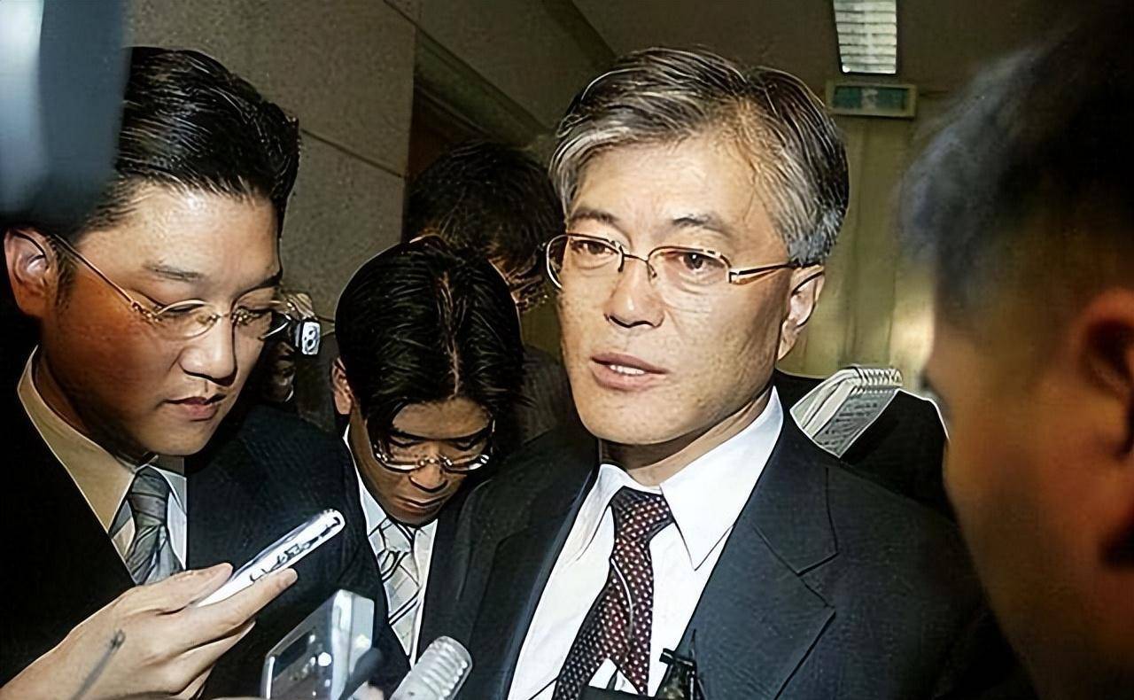 原创19年韩国光复节对日强硬的文在寅放低姿态民众被扇一耳光