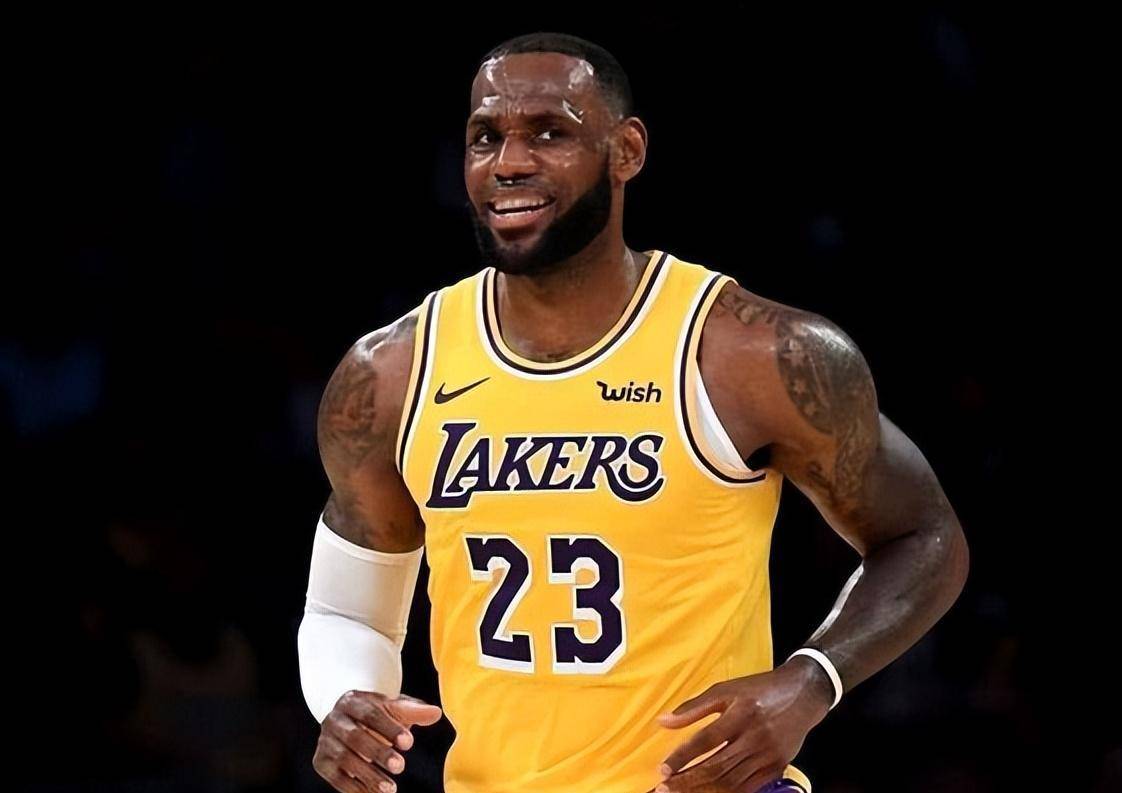 原创詹姆斯和谁一届不会是状元巴克利也就3人能压他乔科不够格