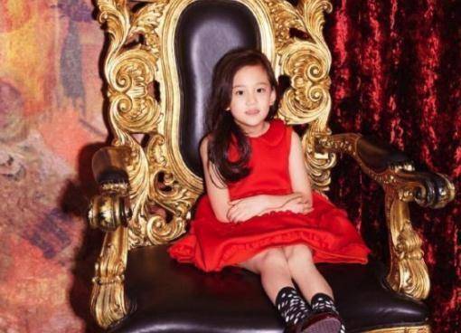 《都挺好》吴非的一双儿女,儿子呆萌可爱,女儿是十足的美人胚子_高露