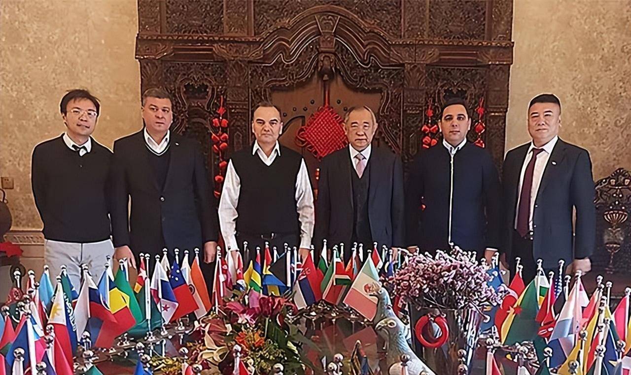 原创21年土库曼斯坦总统发声欠中国81亿美元全还清大量天然气输送