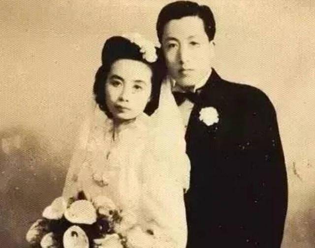 原创叶嘉莹忍受丈夫60年家暴一生与诗词相伴专心做诗词女儿