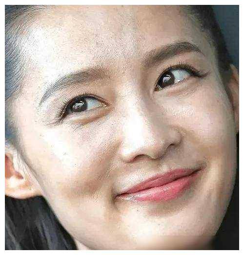 明星拒绝p图脸部细纹膨胀皮肤黝黑改变造型不认识