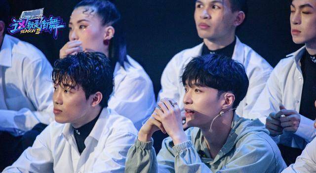 原创原创街舞4本以为王一博战队神兽够霸气谁知没看到张艺兴的