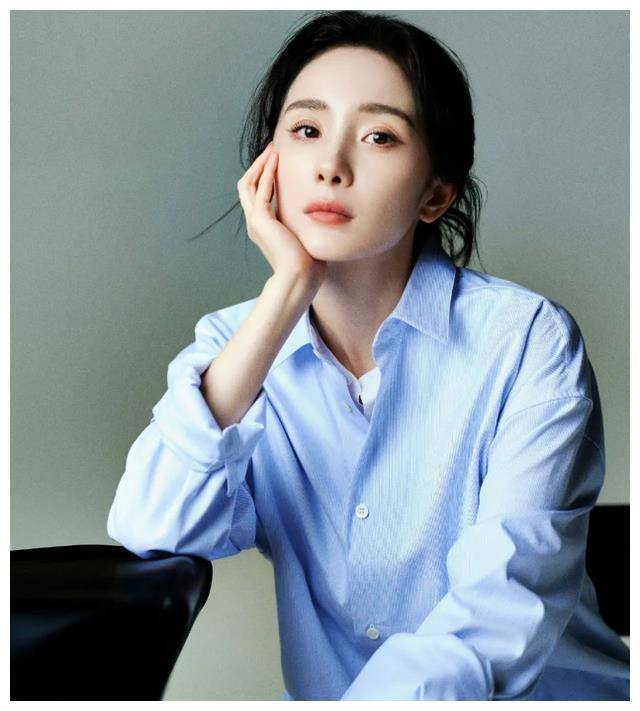 杨幂解约嘉行传媒勇敢追逐未来拼命三娘的不悔抉择