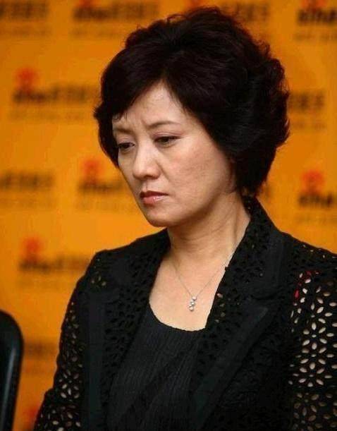 原创《红楼梦》11大主演近照:晴雯变网红脸,薛宝钗最漂亮_张莉_郭霄珍