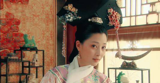 从此英嫔成为了玶常在,就在伊尔根觉罗氏被晋为玶常