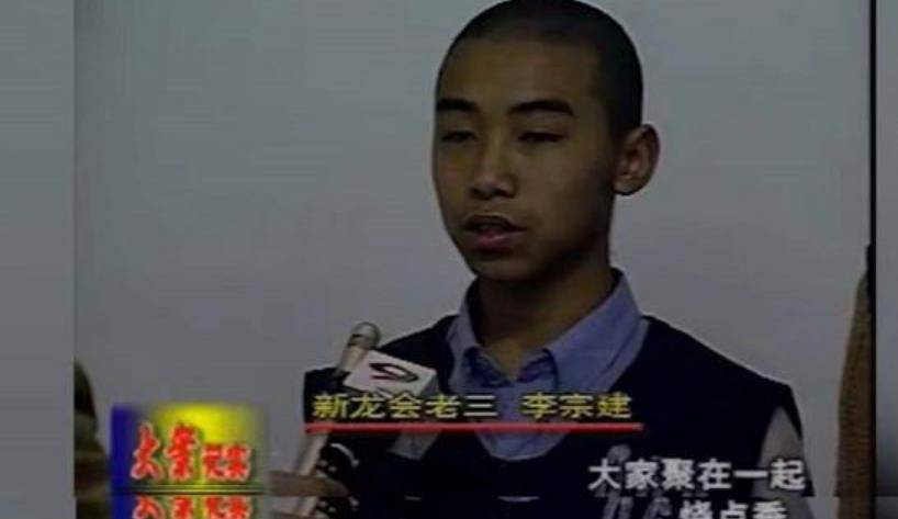 所以他们就通过扩招的方式来招收会员,通过交会费的方式拉人和凑活动