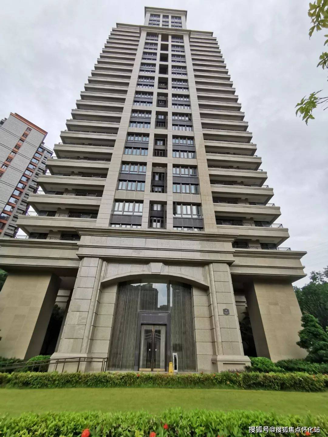 深圳丨山语清晖丨售楼处电话→售楼中心首页网站→楼盘详情→24小时