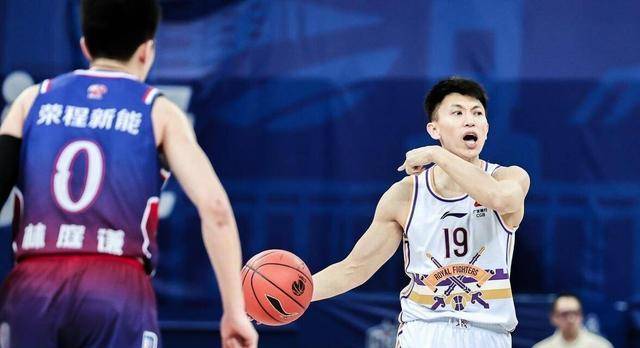 刘晓宇从cba历史出场前十看他的征战18个赛季之路