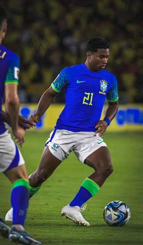 巴西国家队大名单分析:新秀加入,中场硬度增强,前锋实力薄弱_球员